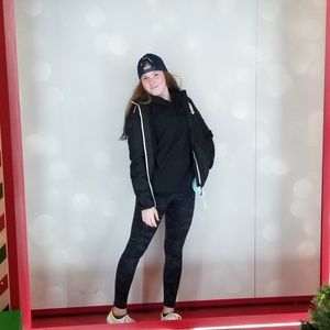 Meet your Posher, Chloe